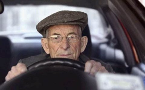 国际电台6月12日新闻播音