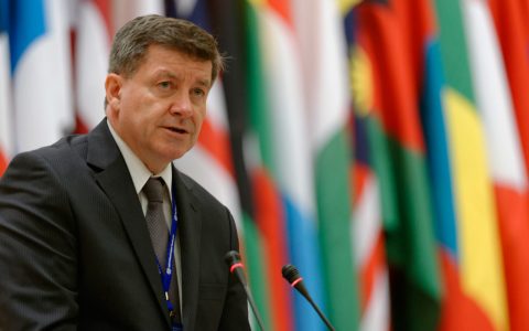 劳工组织欢迎七国集团重视不平等问题