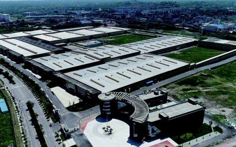 聚焦“两区”目标 突出发展要务 推动中心城区率先振兴