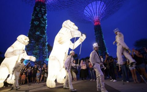 新加坡法国文化节呈现《The Bear's Mouth》表演