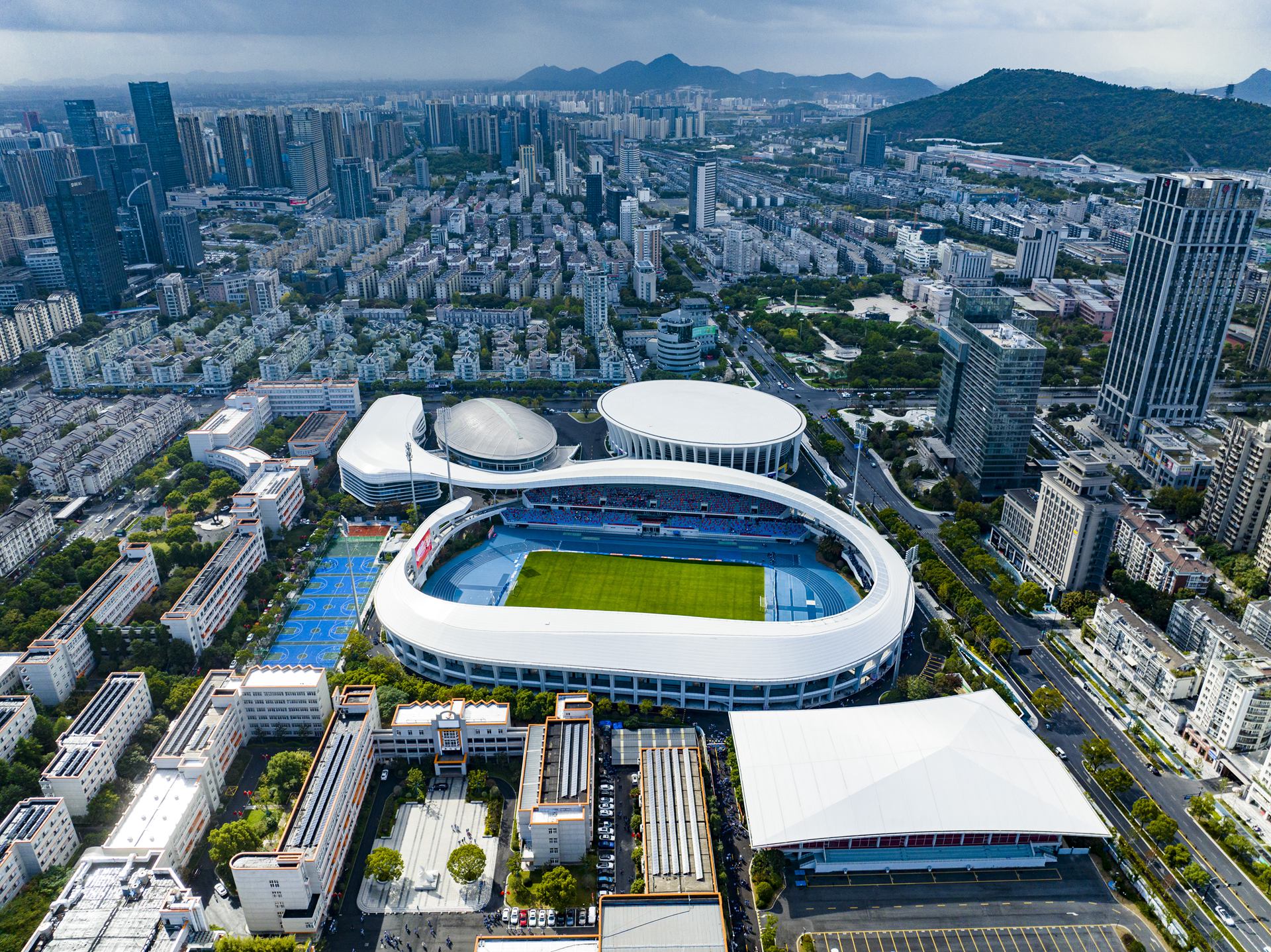 华媒记者团走进浙江：让世界透过亚运会看到杭州临平的美