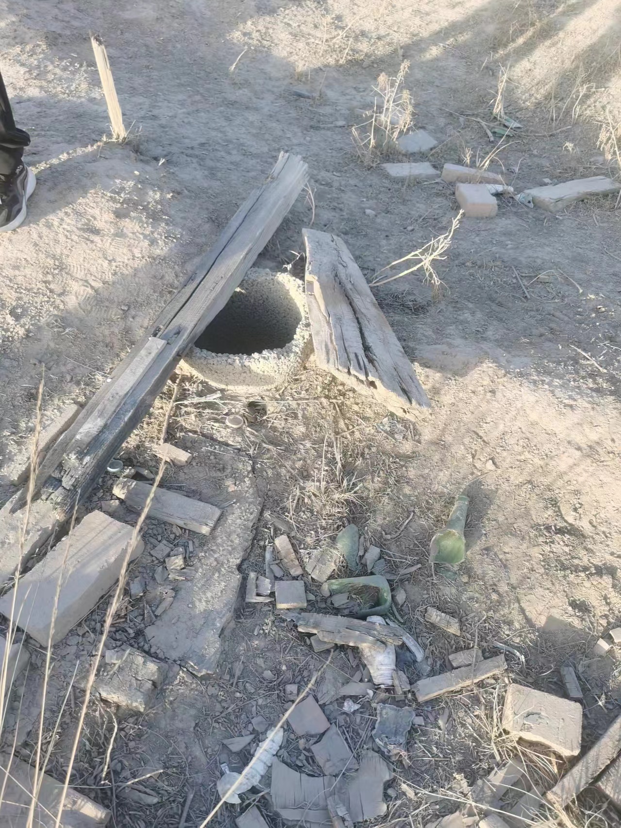 内蒙古自治区乌拉特前旗政府非法征地9千亩荒废至今，失地村民求助无门！
