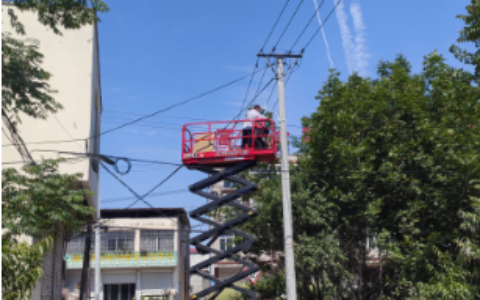 傅店子六条路灯照亮村民夜晚出行回家的路
