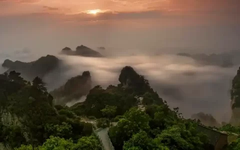 湖北省加快建设世界知名文化旅游目的地