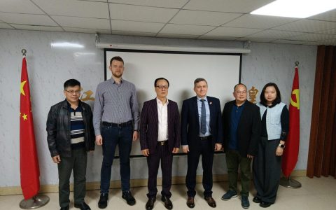 乌克兰驻广州总领事考察江门特色民企