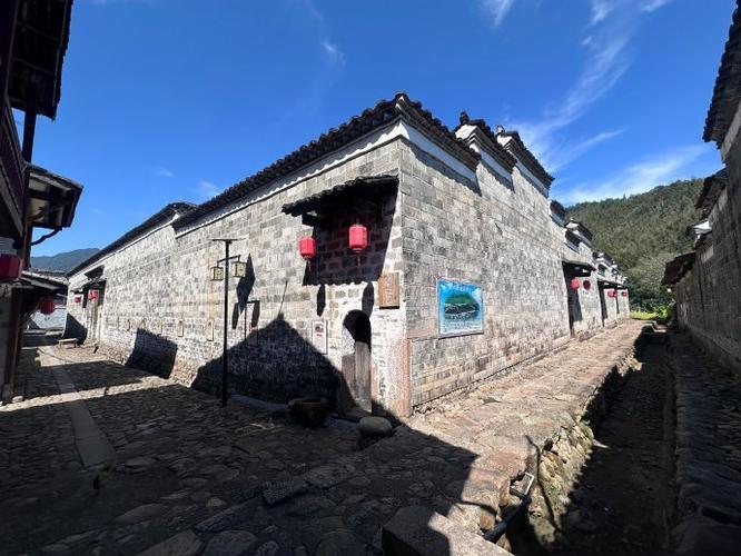 洪门金华山开山山主胡郎秋传奇