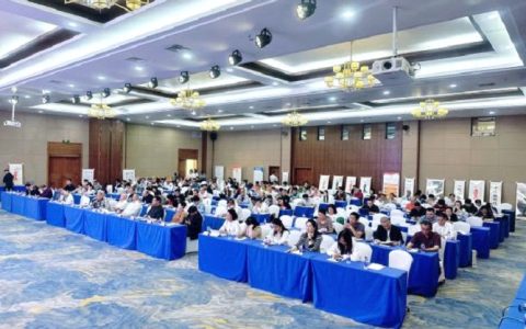 新时代海南自贸港建设与冼夫人文化传承研讨会海口举行