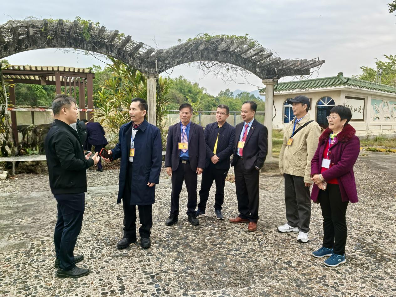 天下最美山水，依然是我故乡——多伦多恩平同乡会观光团家乡行速写