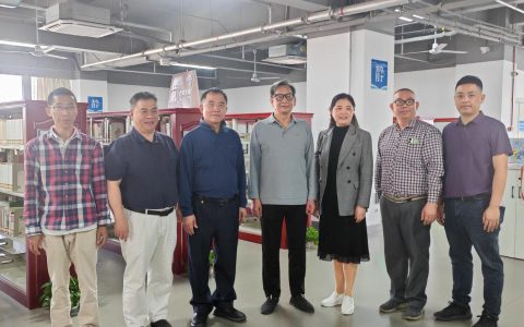 侨史专家高伟浓到江门开展侨乡文化考察