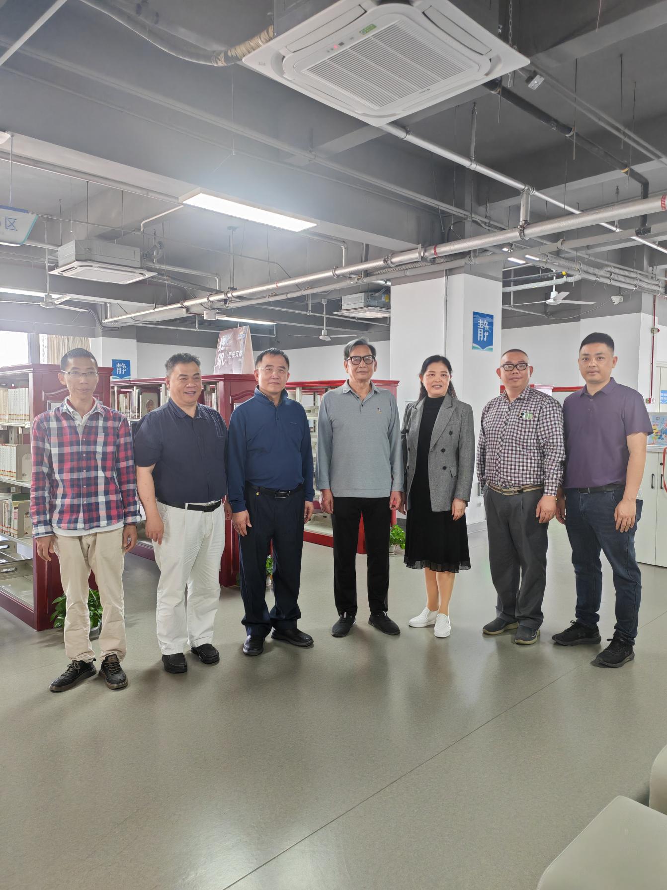 侨史专家高伟浓到江门开展侨乡文化考察