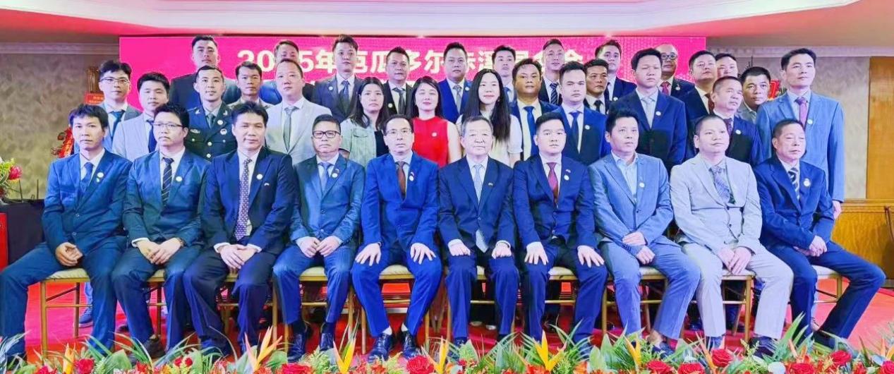 广东台山籍侨领曾文科获“曼努埃拉.萨恩斯奖”