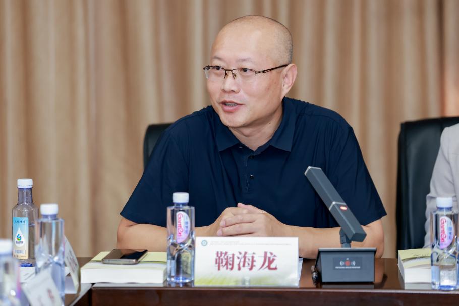 这本书，满载40位归侨的珍贵口述史——《侨兴海宴》新书发布会在广州召开