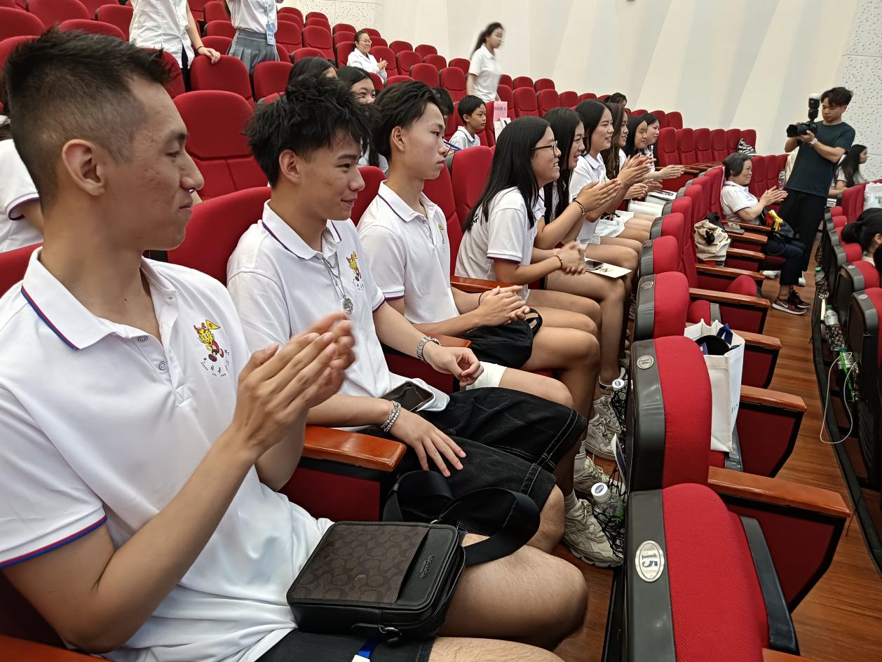 华裔们的难忘事：行走在侨乡的日日夜夜——2025“亲情中华·中国寻根之旅”夏令营（风韵南粤广东江门营）圆满闭营