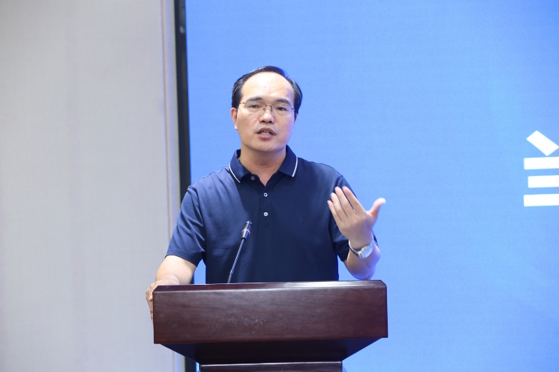 广东省金融创新研究会第三届换届大会暨研讨会在暨大召开