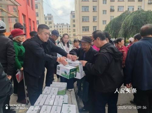 爱心 为老人们的幸福生活加码——内蒙古善景源农牧业有限公司慰问大什字移民群众记事
