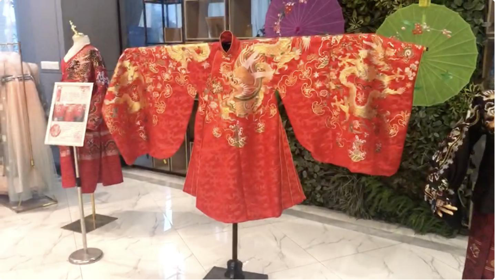 一件汉服卖7万，全国汉服大多来自这里：曹县干成了中国造梦工厂