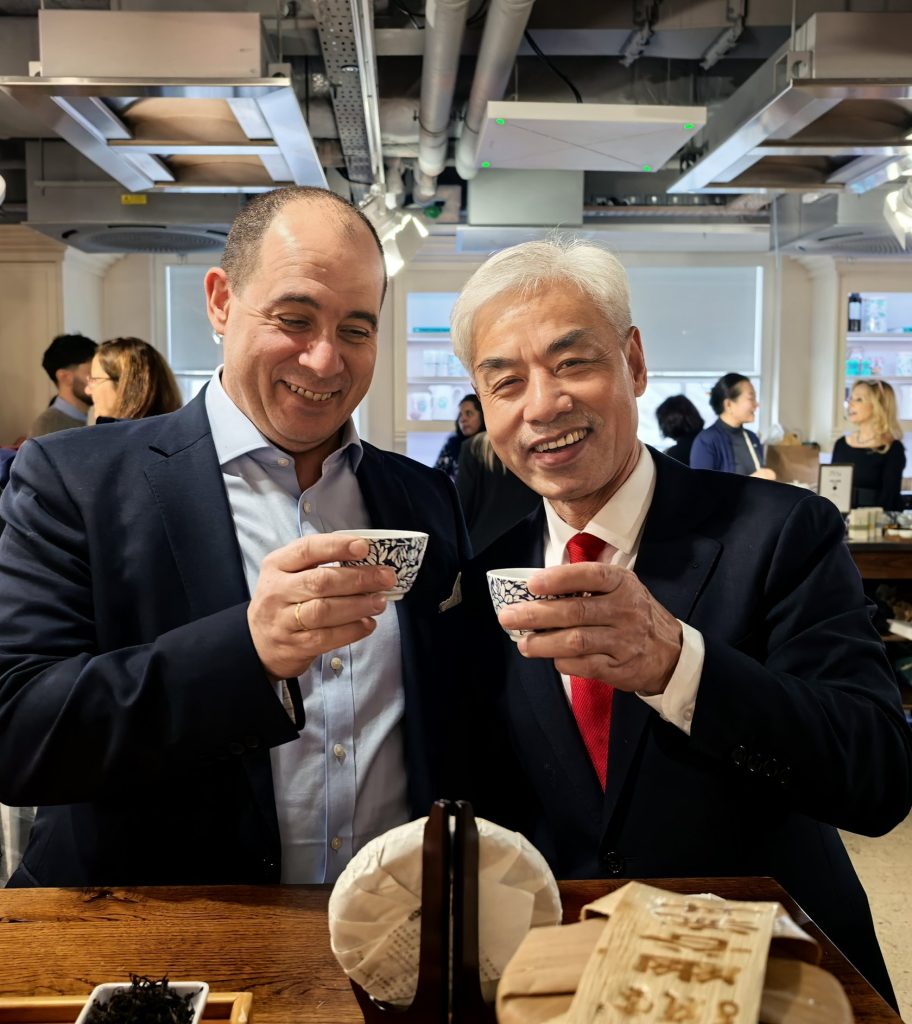 千瓯雪斩获英伦茶叶"奥斯卡"金奖