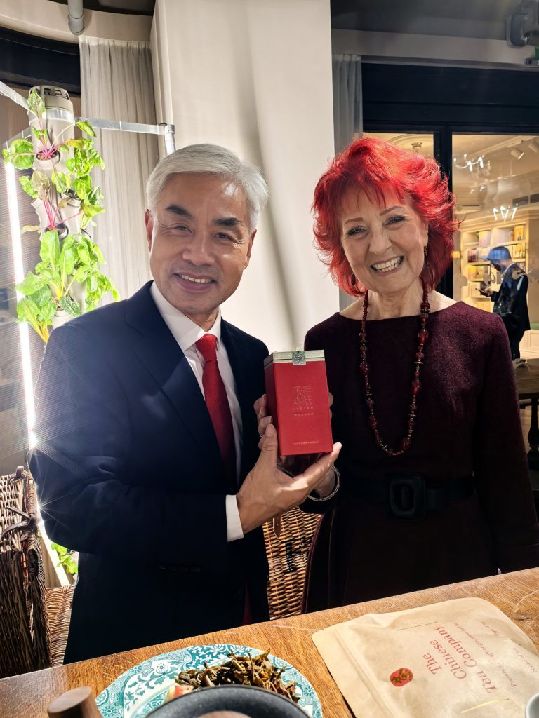 千瓯雪斩获英伦茶叶"奥斯卡"金奖