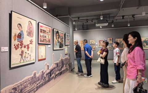 江门：200经典电影海报回眸侨乡光影岁月——“侨乡光影・经典电影海报展”江门揭幕