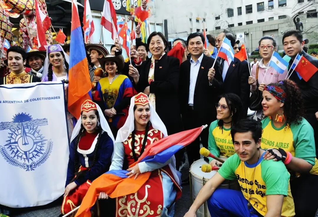 陈静：三十余载侨心筑梦 架起中阿文化金桥