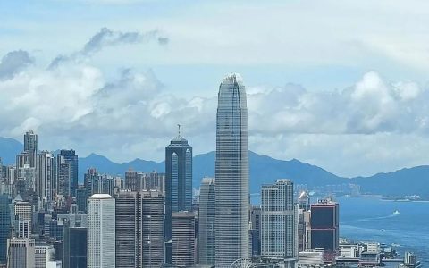 国门香港：从史前百越到超级联系人的万年之路