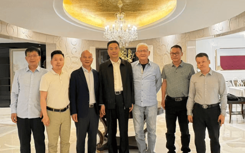 春晖映京华 同心话归程——张宗真在北京接见共工新闻社代表团