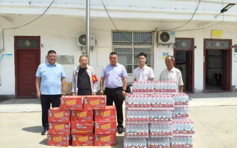 爱心慰问送清凉 助力夏收保平安｜太康快鹿客运慰问夏收防火一线工作人员