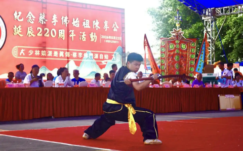 岭南盛事：蔡李佛弟子以武会友致敬祖师爷