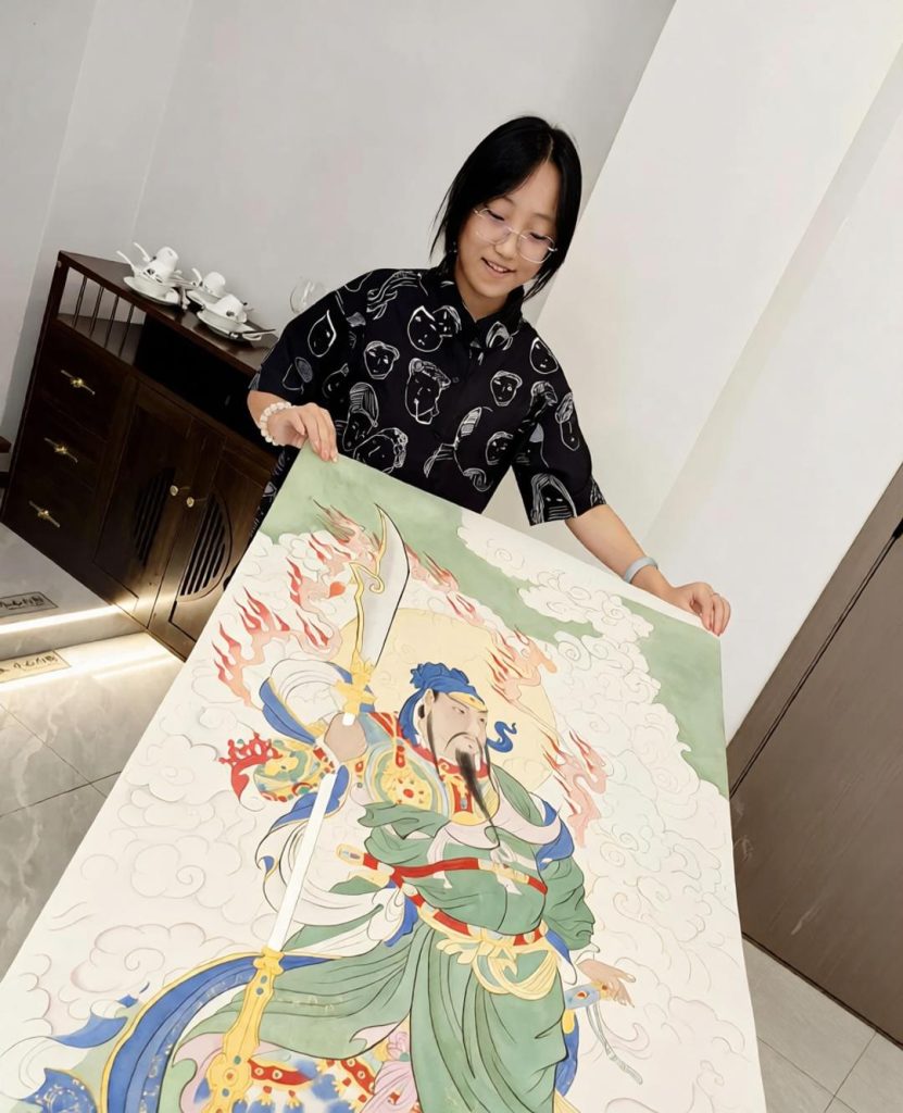 18岁少女露兮，立志走遍天涯敬拜关公，亲手绘制108幅关公美图